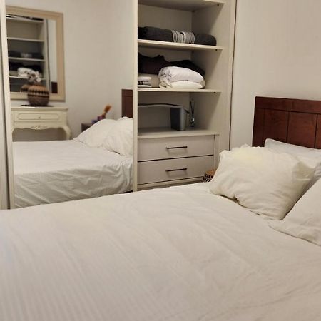 Bat Yam On The Beach Apartman Kültér fotó