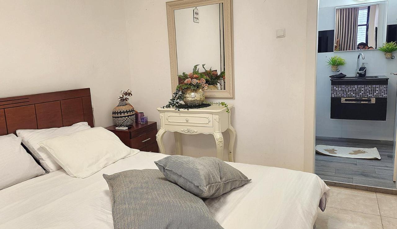 Bat Yam On The Beach Apartman Kültér fotó