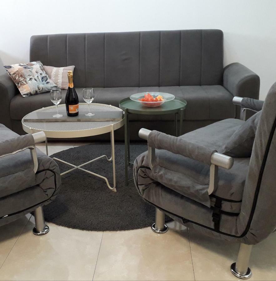 Bat Yam On The Beach Apartman Kültér fotó
